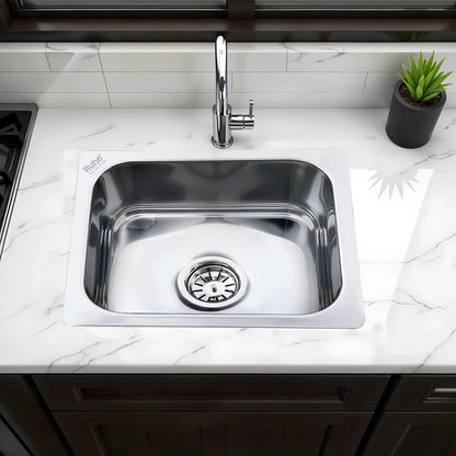 Single Bowl Kitchen Sink (20 x 17 x 8 Inches)