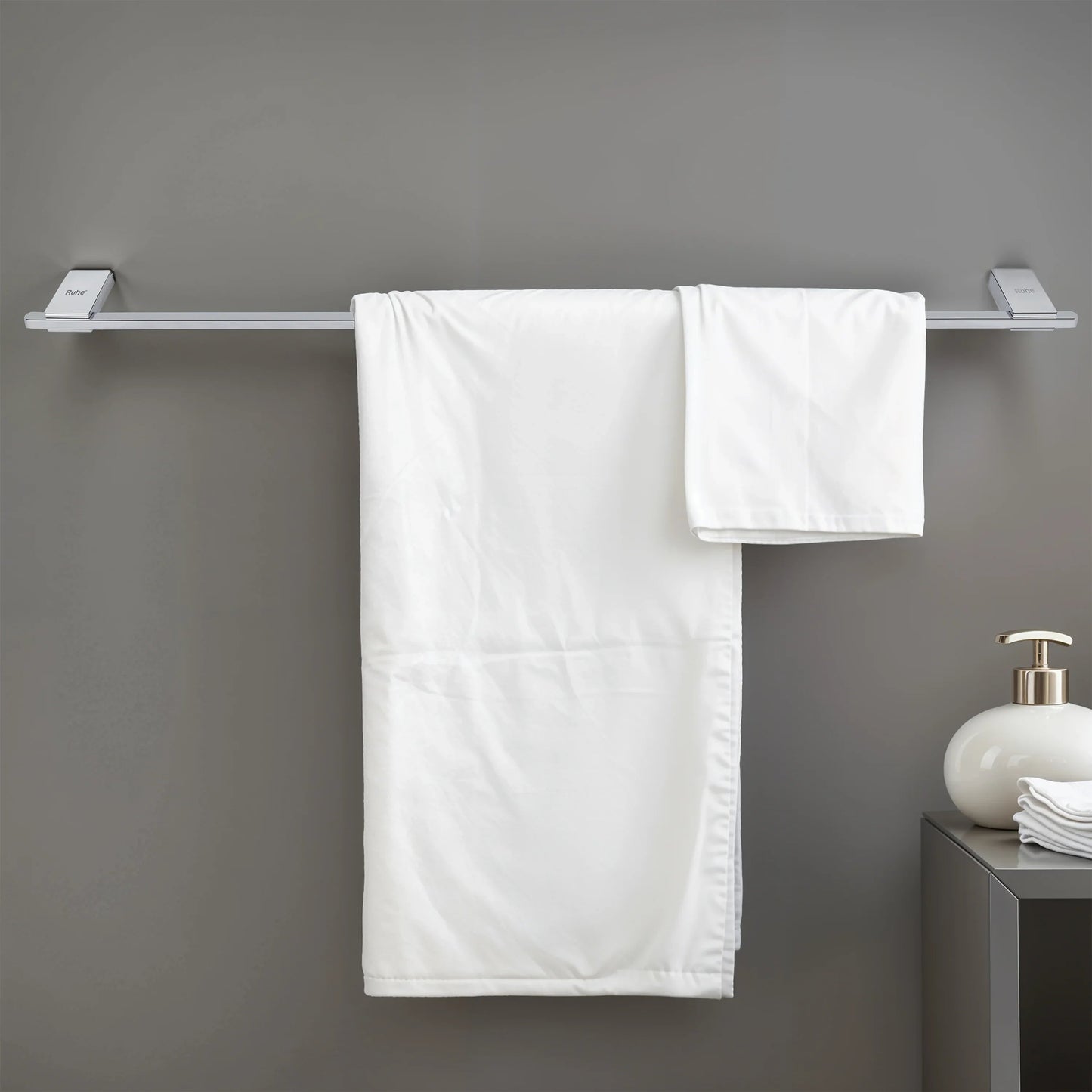Aurum Towel Rod