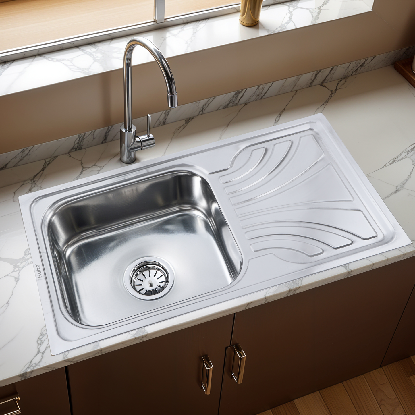 Double Bowl Kitchen Sink (32 x 20 x 8 Inches)