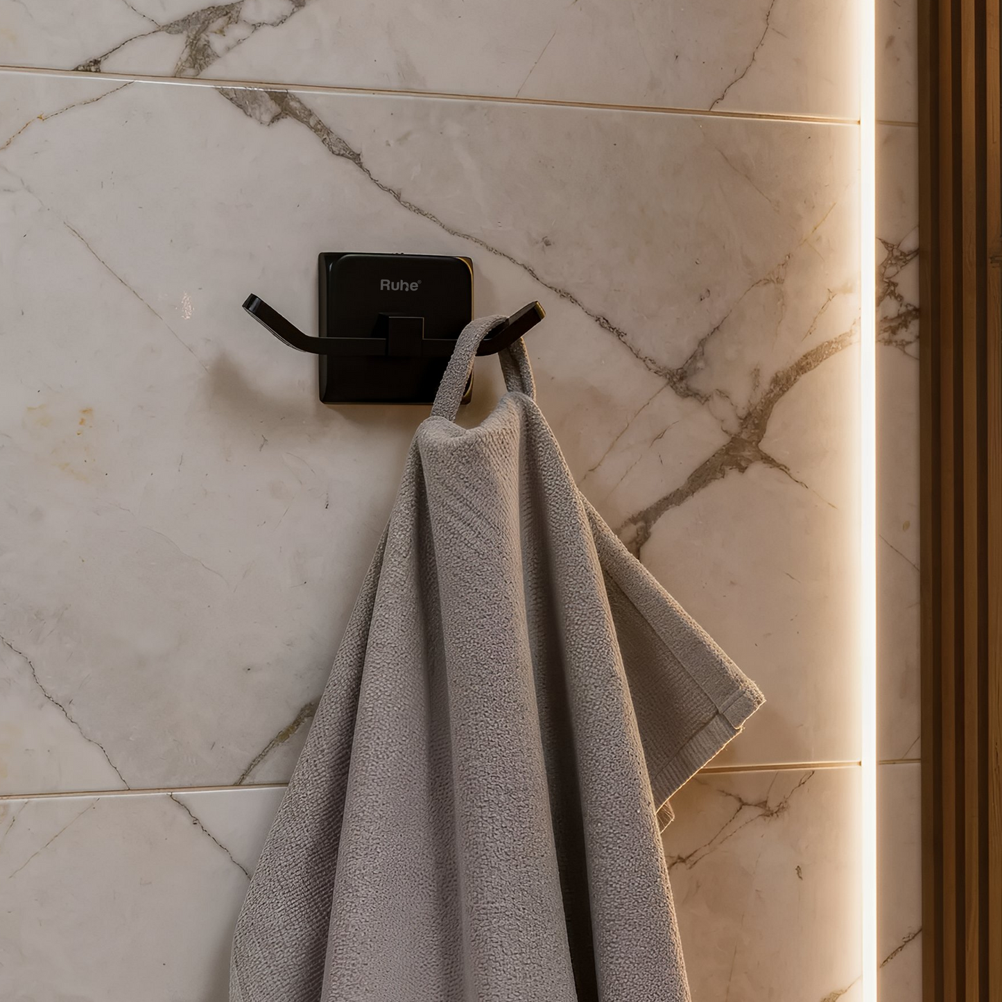 Canis Robe Hook