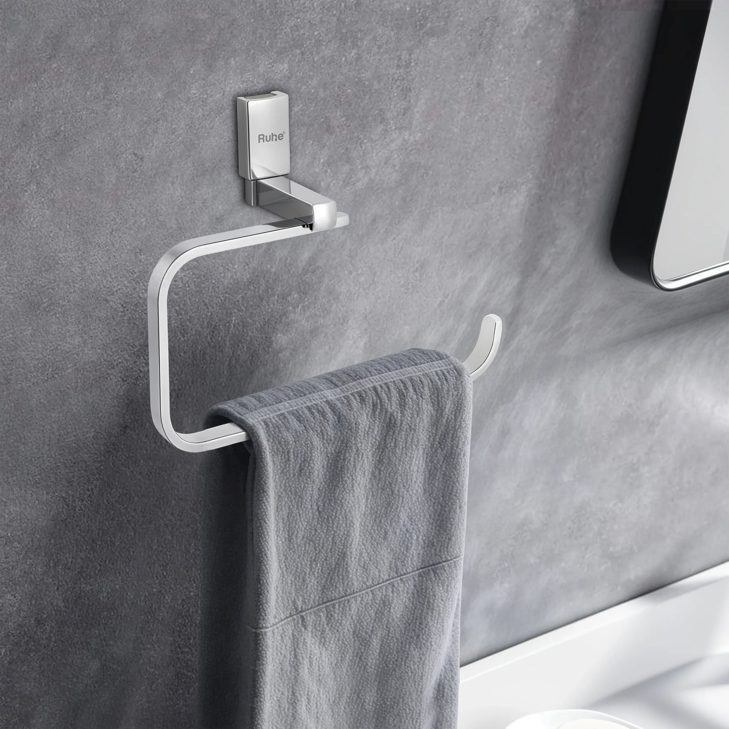 Erica Towel Ring