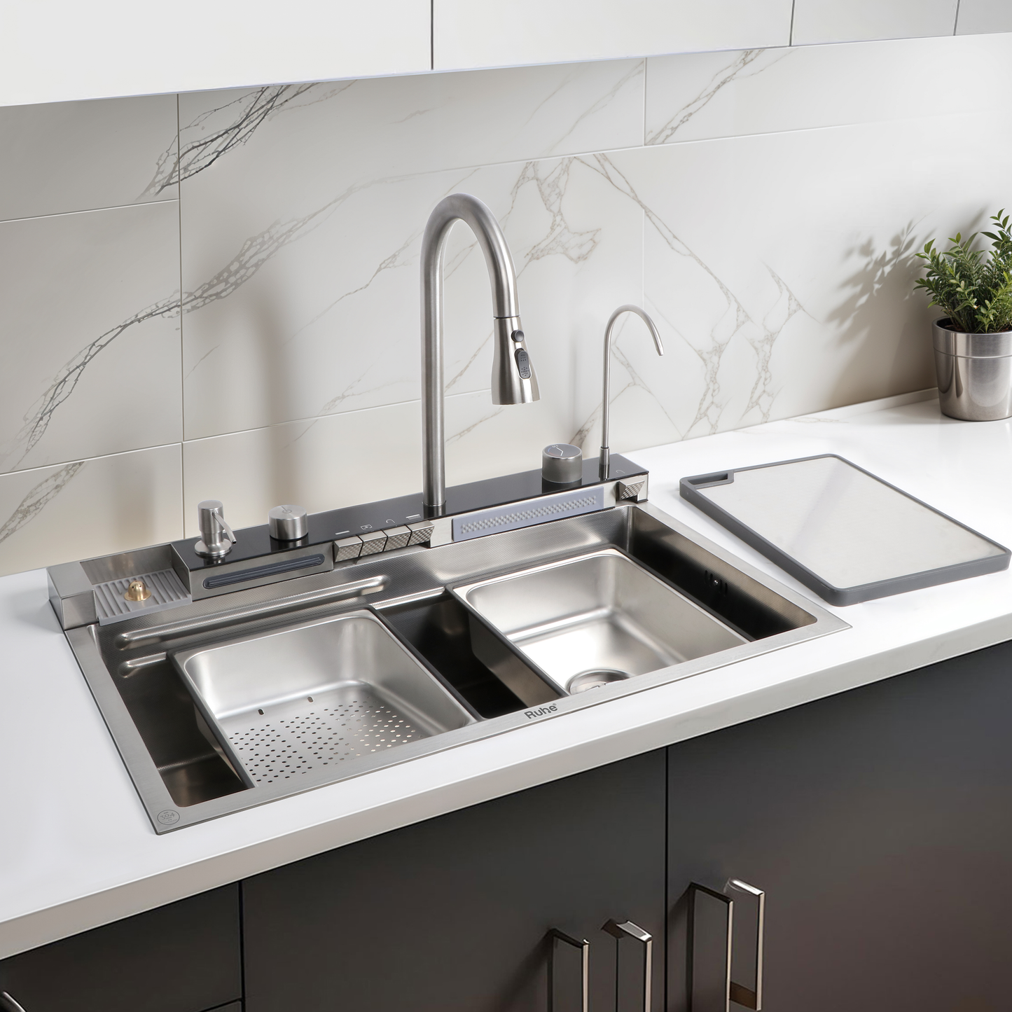 Piano Silver Smart Kitchen Sink (30 x 18 x 9 Inches) 